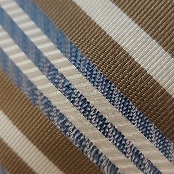 Serica tie - Picture 3 of 5